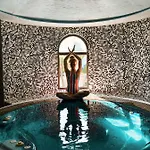 Royal Valentina Castle 4*