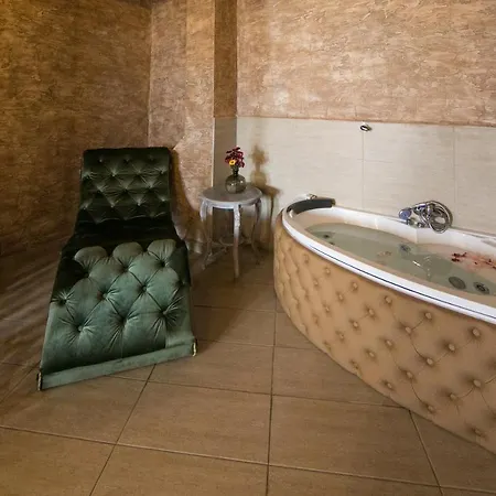 Royal Valentina Castle Bed & Breakfast Ognjanovo