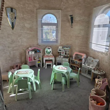 Royal Valentina Castle 4* Ognianowo