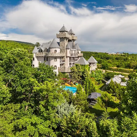 Royal Valentina Castle