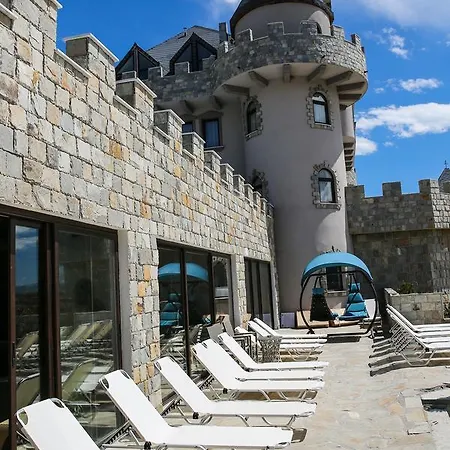 Nocleg ze śniadaniem Royal Valentina Castle