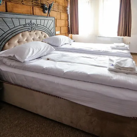 Bed & Breakfast Royal Valentina Castle