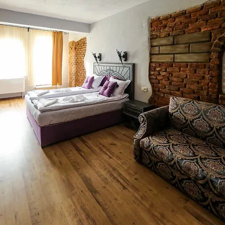 Royal Valentina Castle Oda ve Kahvaltı Ognyanovo (Blagoevgrad)