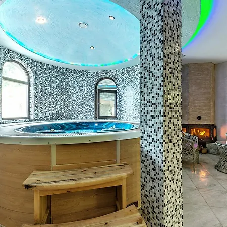 Royal Valentina Castle Bed and breakfast