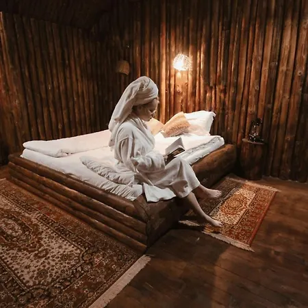 Nocleg ze śniadaniem Royal Valentina Castle 4*