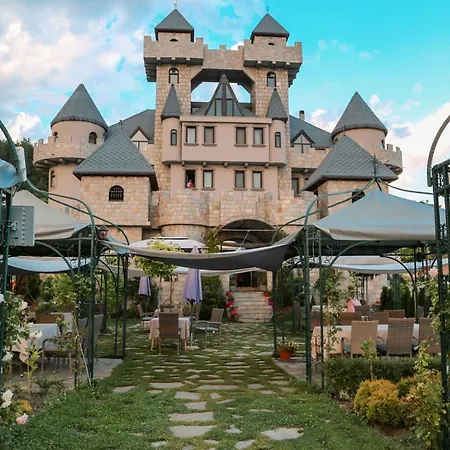 Nocleg ze śniadaniem Royal Valentina Castle Ognianowo