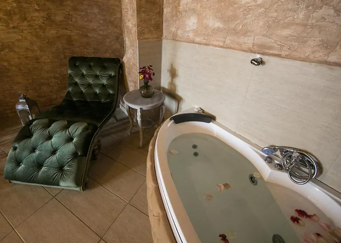 Nocleg ze śniadaniem Royal Valentina Castle