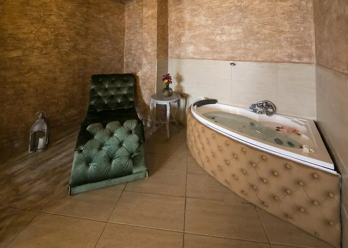 Royal Valentina Castle Nocleg ze śniadaniem Ognianowo