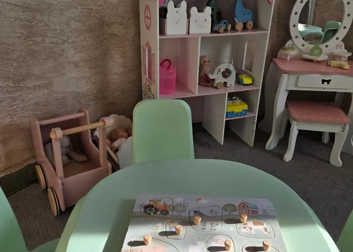 Royal Valentina Castle Ognianowo