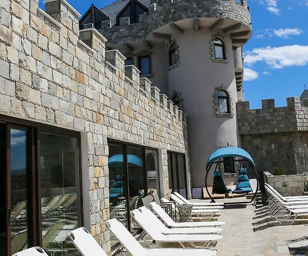 Nocleg ze śniadaniem Royal Valentina Castle