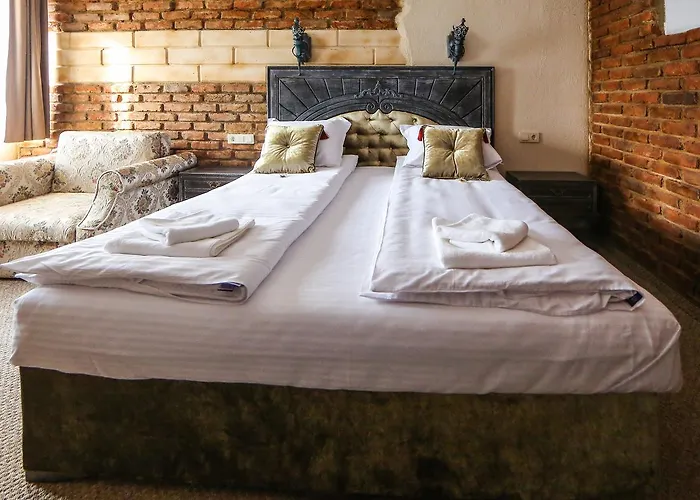 Royal Valentina Castle Ognianowo